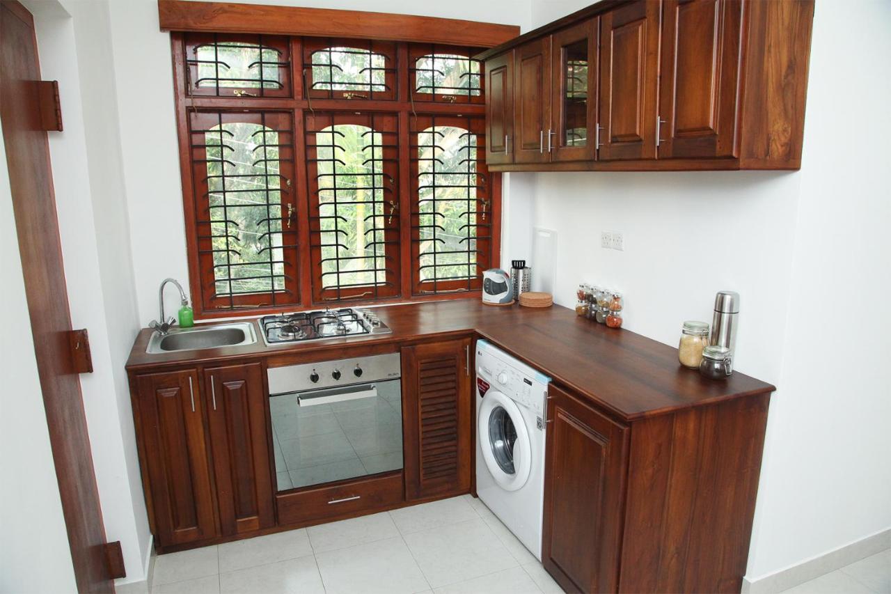 12 B Lewella Road, Kandy. ภายนอก รูปภาพ